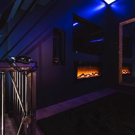 Casa Love - Love Room Quincy-Voisins エクステリア 写真