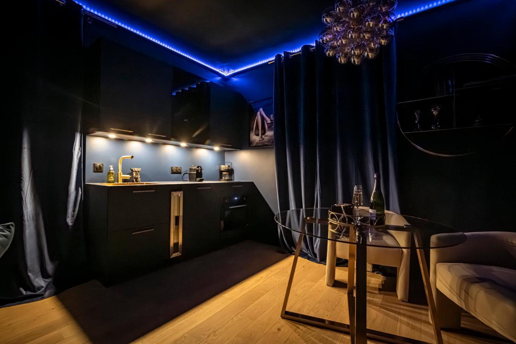 Casa Love - Love Room Quincy-Voisins エクステリア 写真